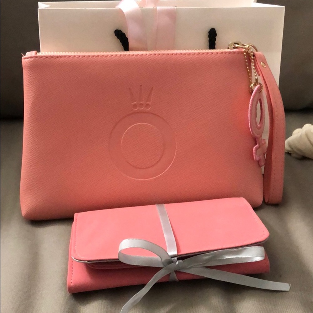NEW Pandora Pink Wristlet & Jewelry Organizer
